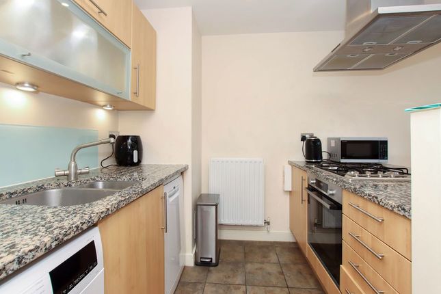19, Massey House, Tring photo 2