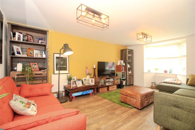 17, Sunloch Close, Hinckley photo 4