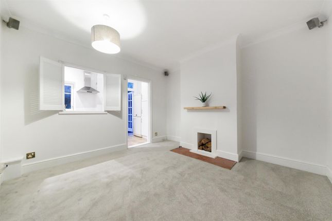 Maisonette for sale in Quill Lane, London