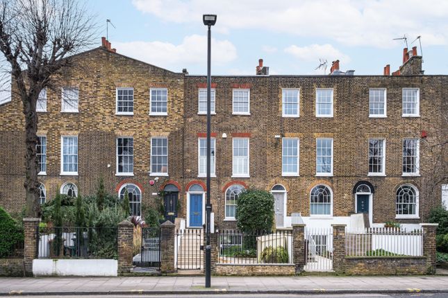 Terraced house for sale in Balls Pond Road, Hackney