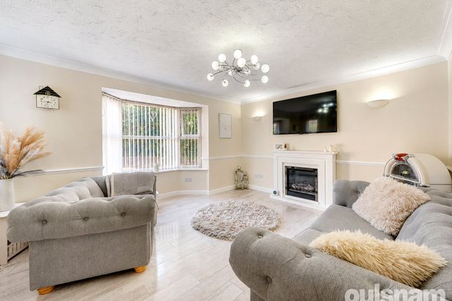 28, Mosel Drive, Worcestershire photo 3