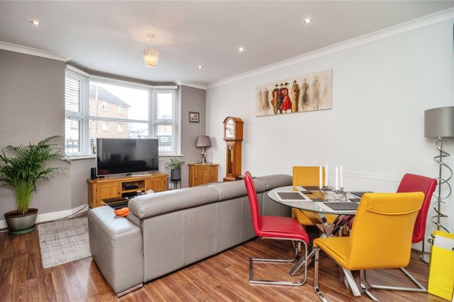 Flat for sale in Whitehall Lane, Grays, Essex