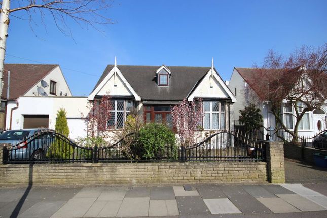 Image of 37 Westrow Gardens, Ilford, IG3 9NF