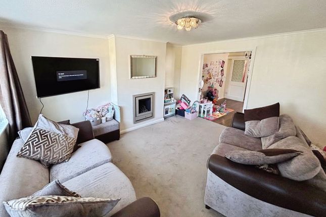 34, Cheswick Drive, Newcastle Upon Tyne photo 5