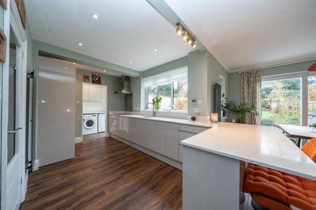 24, Hazelbury Avenue, ABBOTS LANGLEY photo 4
