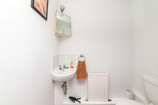 97E,, Woodhead Road, Holmfirth photo 5