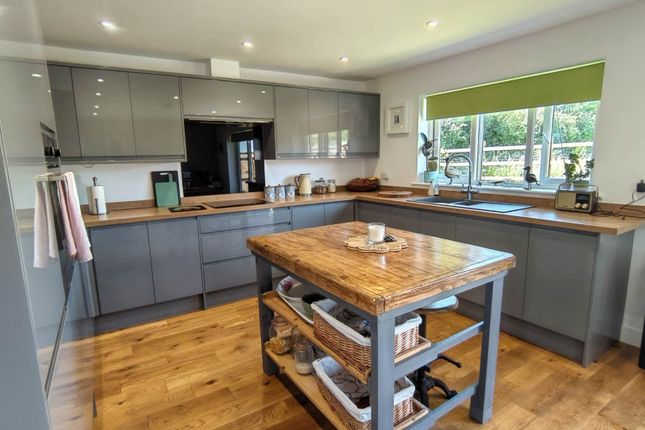 22, Green Meadows, Camelford photo 2