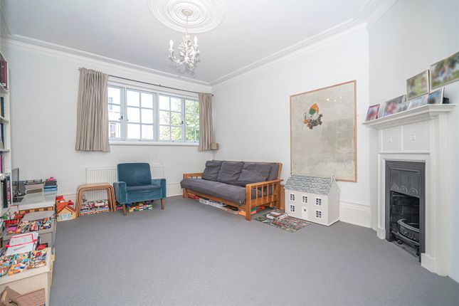 Flat for sale in The Gables, Fortis Green, London