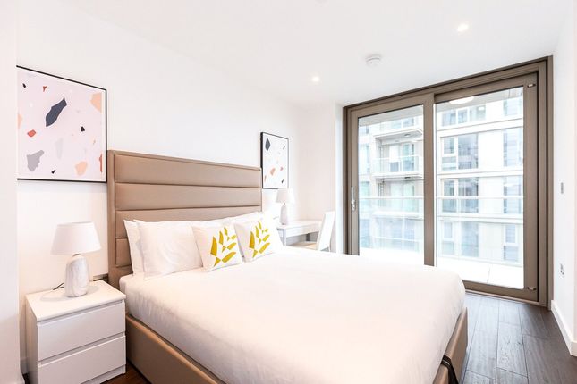 Flat for sale in Royal Mint Street, Tower Hill