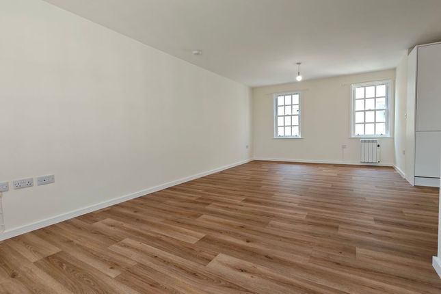 16 Spinners Yard, Fisher Street, Carlisle photo 4