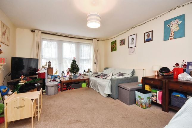 Flat for sale in Goodwin Close, Chelmsford
