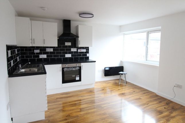 Thumbnail Flat to rent in Windrows, Skelmersdale