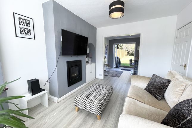 25, Crofton Avenue, Bispham photo 3