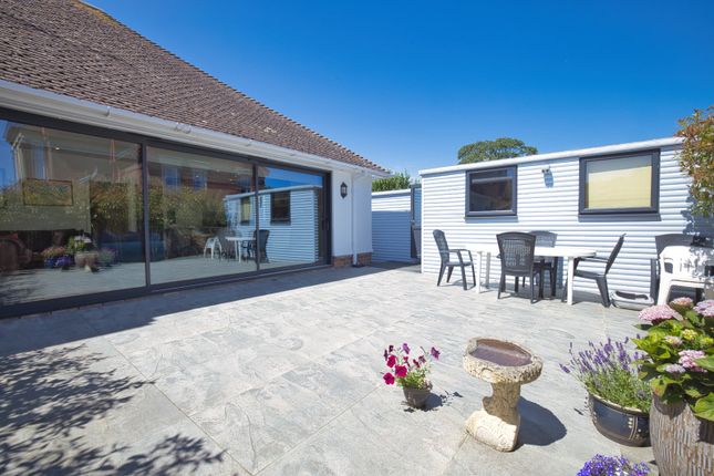 16, Salts Drive, Broadstairs photo 4