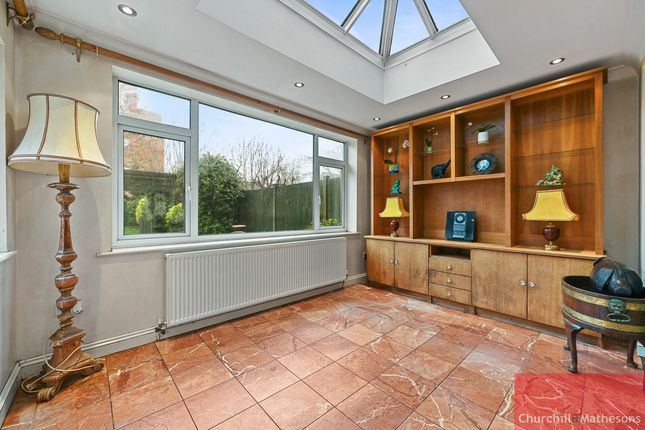 49, Bowes Road, London photo 4