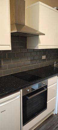 4, Russell Road Flat-1, London, Hendon photo 2