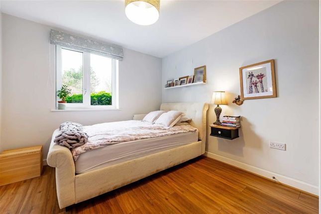 Flat for sale in Flowers Close, London