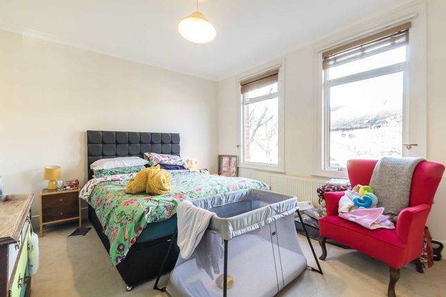47, Balfour Road, London photo 5