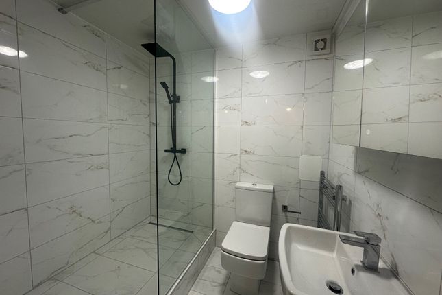 17a, Water Street, HUDDERSFIELD photo 5