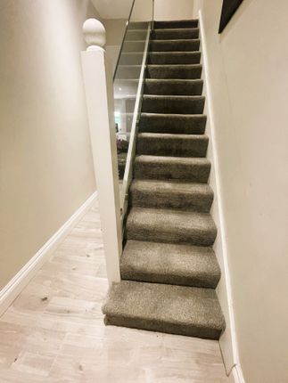 241A , Gipsy Road, London photo 4