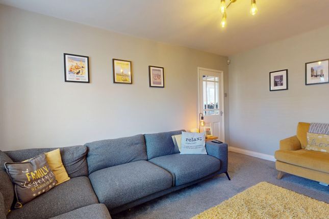 17 Leafield Crescent, South Shields, Tyne and Wear photo 4
