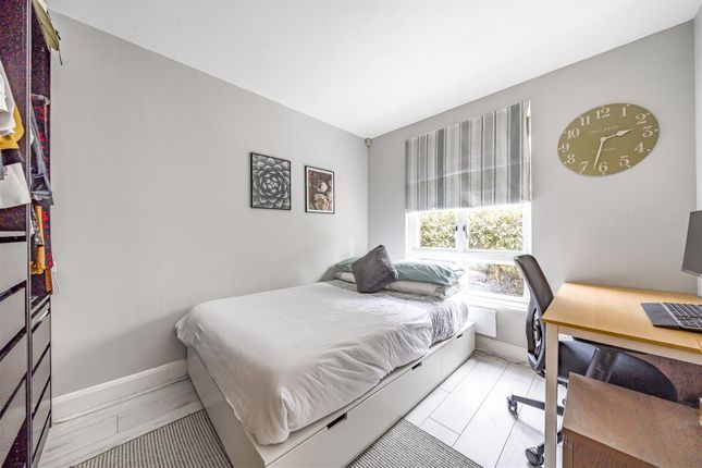 Flat for sale in Park West, Bow Quarter, 60 Fairfield Road
