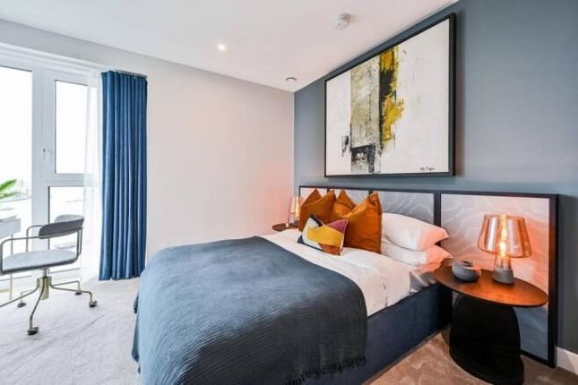 2-bed flat on 3 Southlake Road, London, Greater London, £455,000