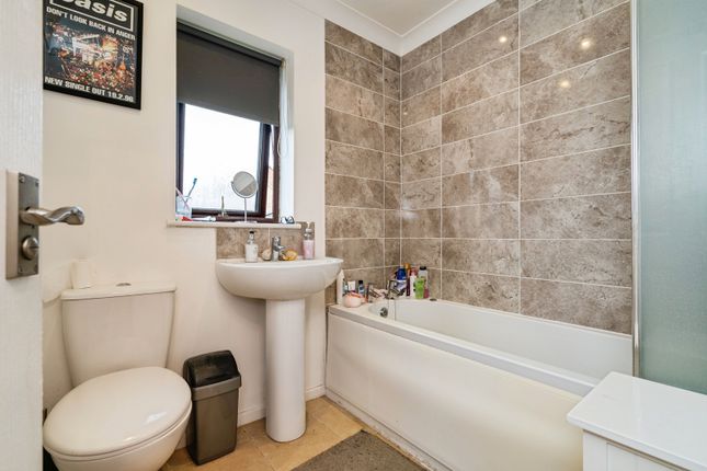 4 Blacksmith Court,, Market Street, Norwich photo 5