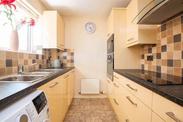 8, Cunnery Meadow, Leyland photo 2