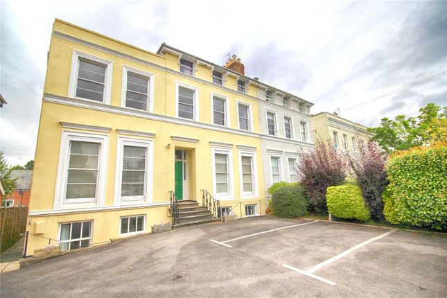 Flat for sale in Old Bath Road, Cheltenham, Gloucestershire