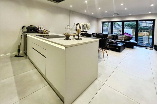 17A,, Windmill Street, Bushey photo 2