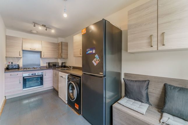 31, Peregrine Square, Selby photo 4