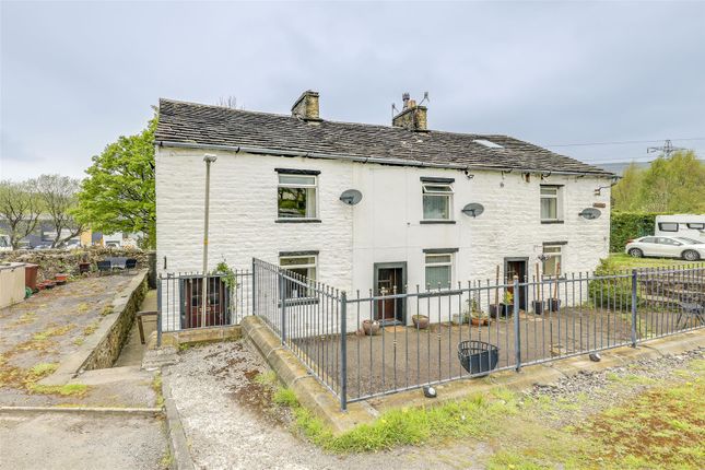 End terrace house to rent in Townsend Fold, Rawtenstall, Rossendale
