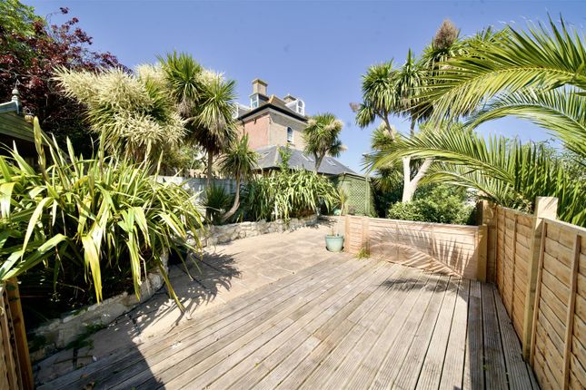 Flat 2, 28, Buxton Road, Weymouth photo 3