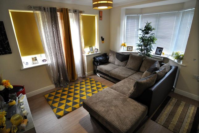 End terrace house for sale in The Harebreaks, Watford