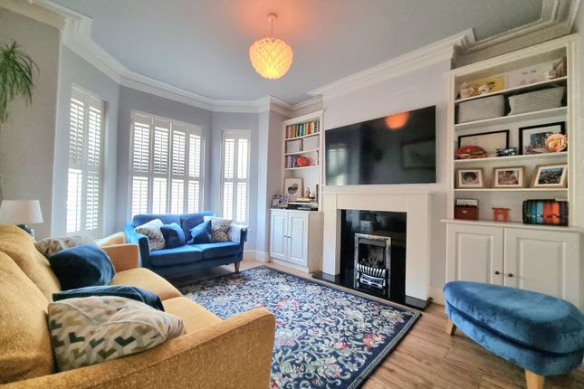 8 Old Hall Road, Sale photo 2