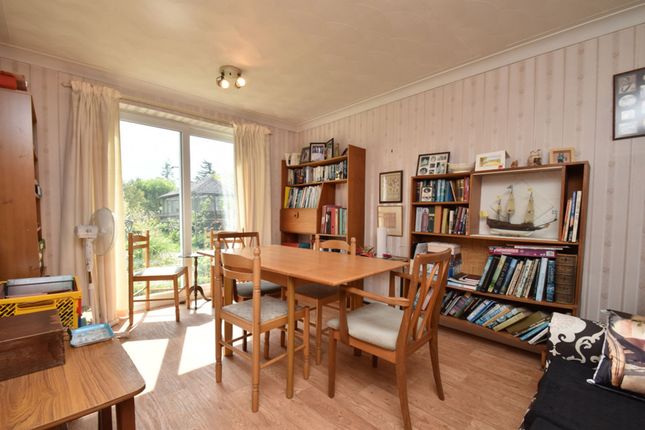 34 Wood End, Huntingdon photo 3