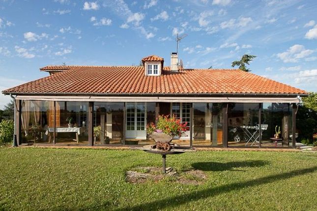 Bungalow for sale in Marciac, Midi-Pyrenees, 32230, France