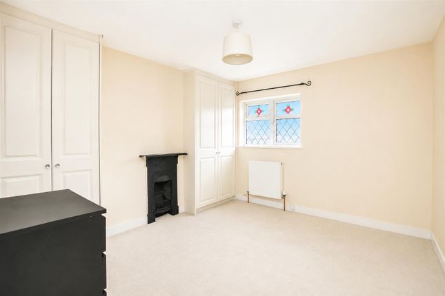 25, Great Eastern Road, Brentwood photo 4