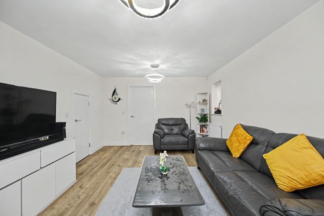 6, Normandy Farm Lane, Rugby photo 4