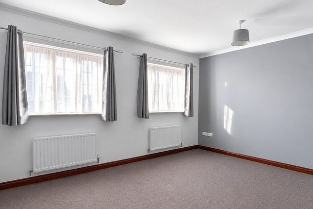 22b, Lilac Way, Weston-super-mare photo 2