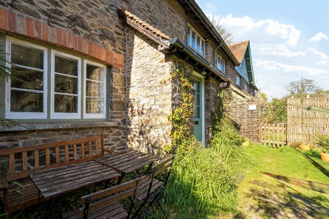 3, Eastwood Cottages, Lynton photo 3