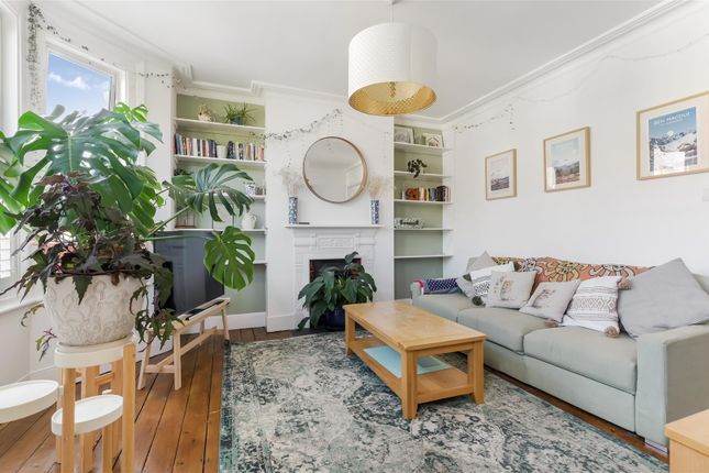 7A, Warren Road, Colliers Wood photo 4