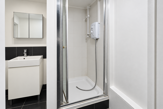 Flat 1, Chatsworth Road, Clapton, London, E5 0LS, London photo 5