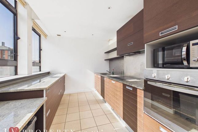 Apartment 501,, Millennium, Birmingham photo 2