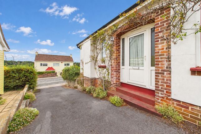 23 Thorne Park Road, Torquay photo 4