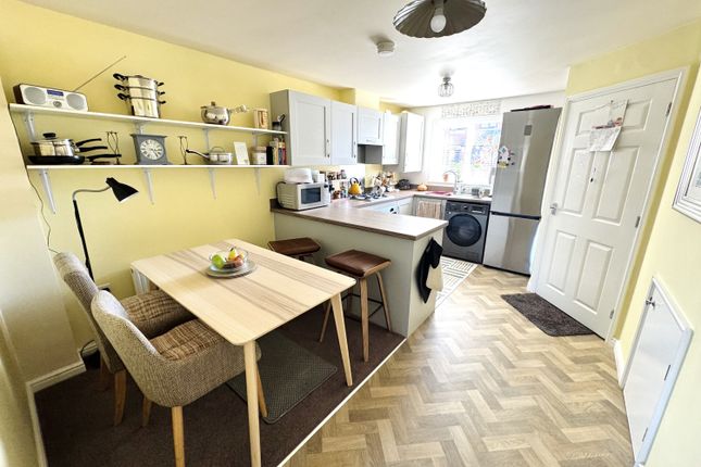 15, Sunshine Place, Hartlepool photo 2