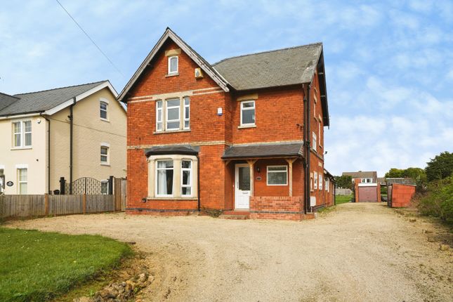 211, Hucclecote Road, Gloucester photo 2