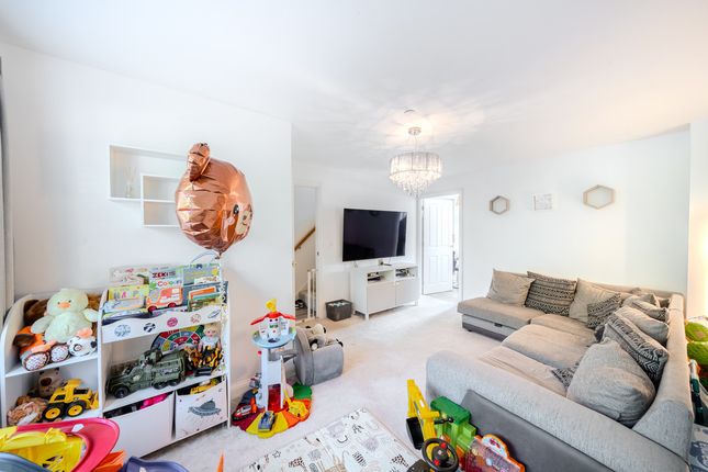 7, Aubrey Close, Chepstow photo 4
