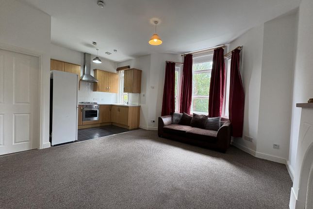 Flat 5, 17-19, Alexandra Road, Sale photo 4